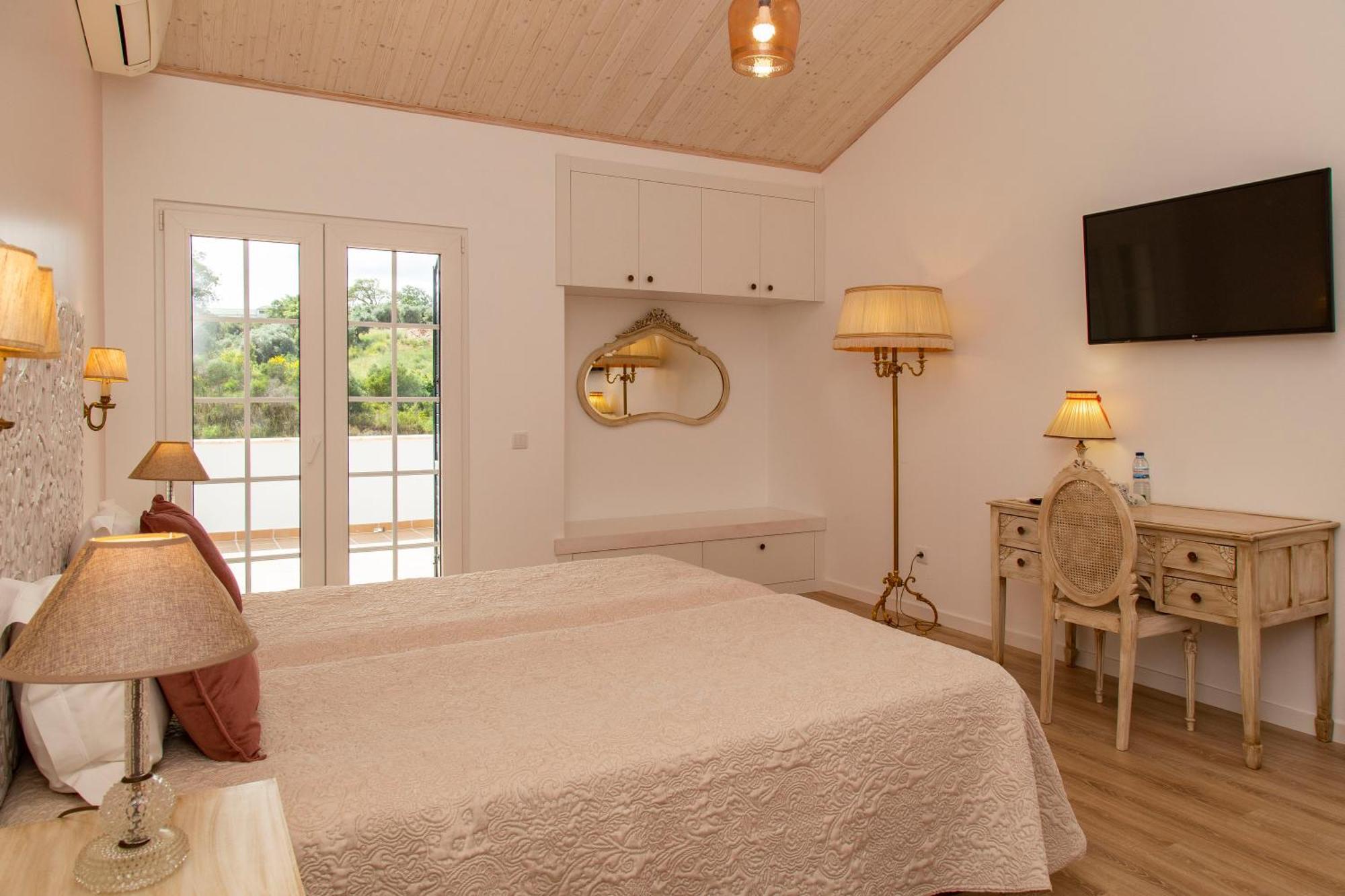 Aires Da Serra Hotel Torres Novas Extérieur photo