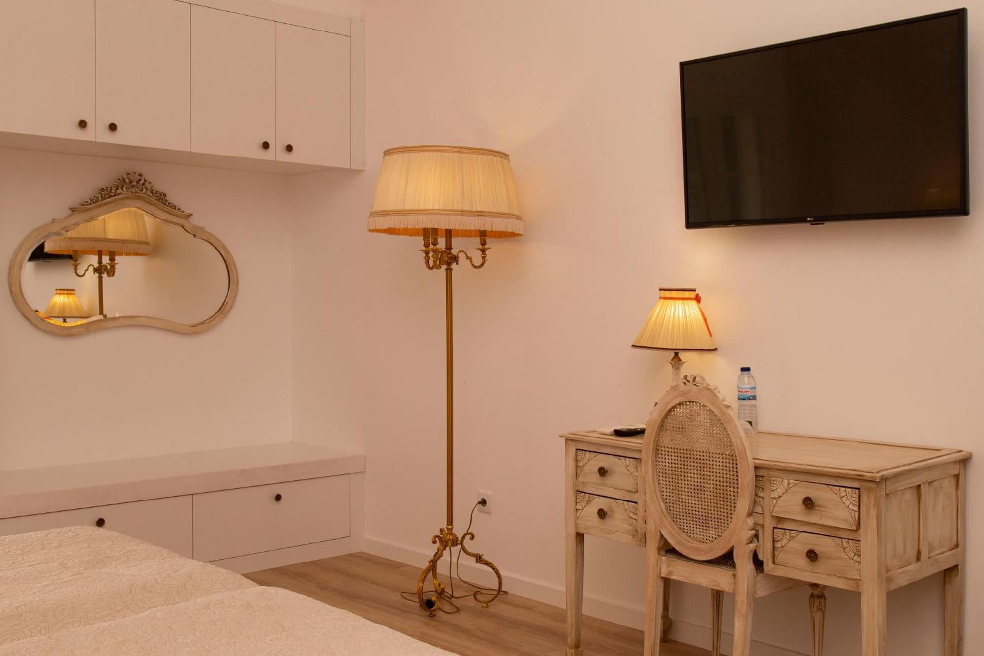 Aires Da Serra Hotel Torres Novas Extérieur photo